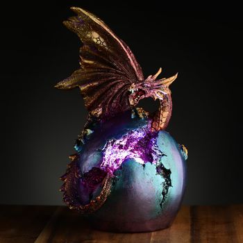 Geode Fire Egg LED Dark Legends Dragon Figurine