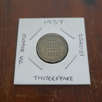 1957 Queen Elizabeth II Threepence Collectable Coin 