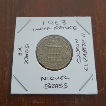 1963 Queen Elizabeth II Threepence Collectable Coin 